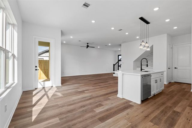 7938 Kenton Street, Houston, TX 77028