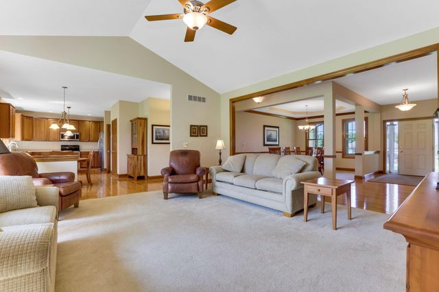 13254 Brandon Mill Drive NW, Pataskala, OH 43062