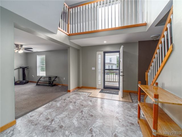 19 Hickory Street, Hanover, NY 14136