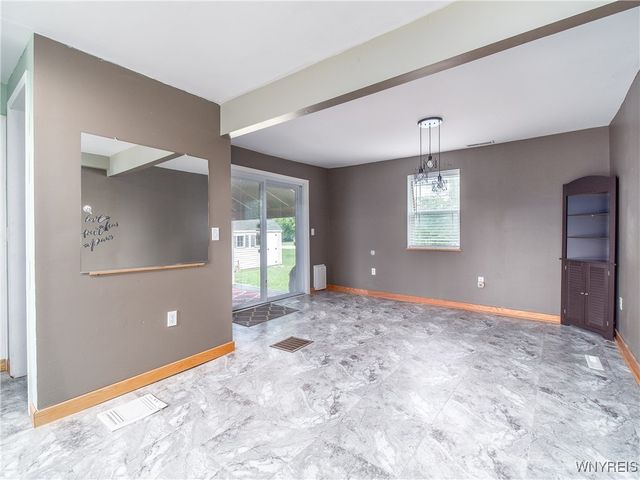 19 Hickory Street, Hanover, NY 14136