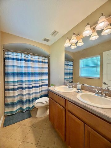 12854 NE 118TH TERRACE, Ocklawaha, FL 32179