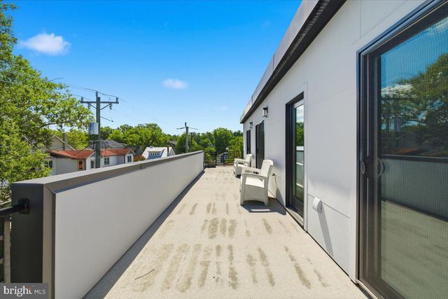 900 20TH ST S, Arlington, VA 22202