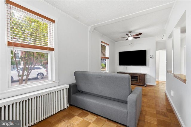 900 20TH ST S, Arlington, VA 22202