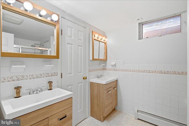 900 20TH ST S, Arlington, VA 22202