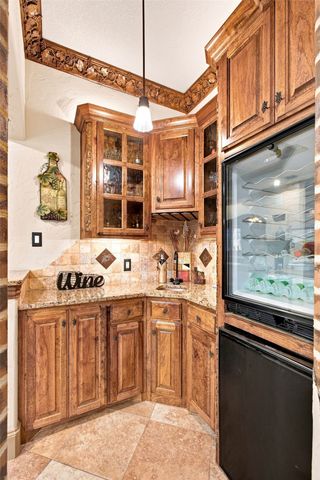 613 Sophie Lane, Colleyville, TX 76034