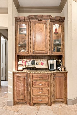 613 Sophie Lane, Colleyville, TX 76034