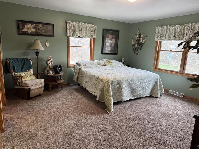W360S10139 Markham ROAD, Eagle, WI 53119