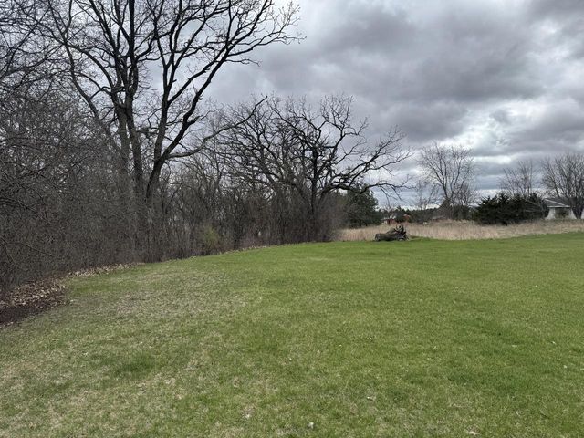 W360S10139 Markham ROAD, Eagle, WI 53119