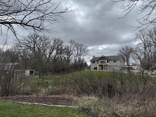 W360S10139 Markham ROAD, Eagle, WI 53119