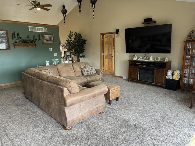 W360S10139 Markham ROAD, Eagle, WI 53119
