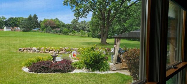 W360S10139 Markham ROAD, Eagle, WI 53119