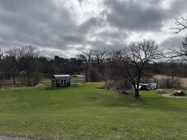 W360S10139 Markham ROAD, Eagle, WI 53119