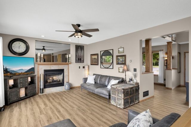 1800 Tierney Drive, Hastings, MN 55033