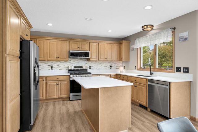 1800 Tierney Drive, Hastings, MN 55033