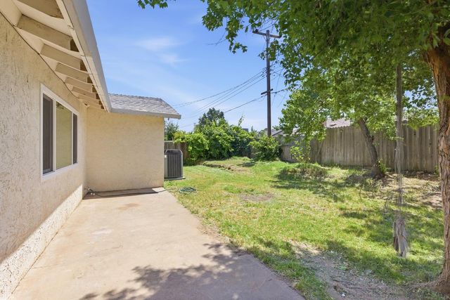 7709 Milldale Cir, Elverta, CA 95626