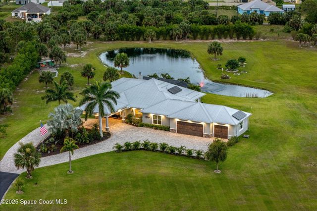 2141 Madden Avenue SW, Palm Bay, FL 32908