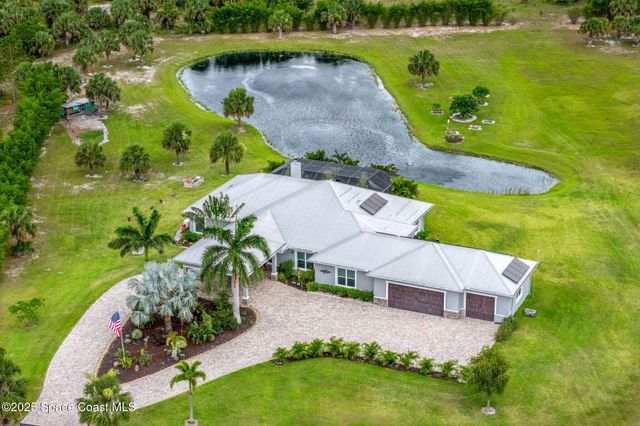 2141 Madden Avenue SW, Palm Bay, FL 32908