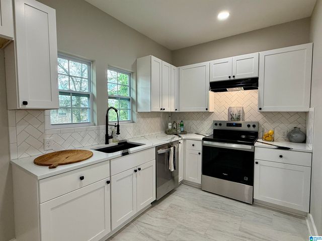 3302 15TH COURT N, Birmingham, AL 35234