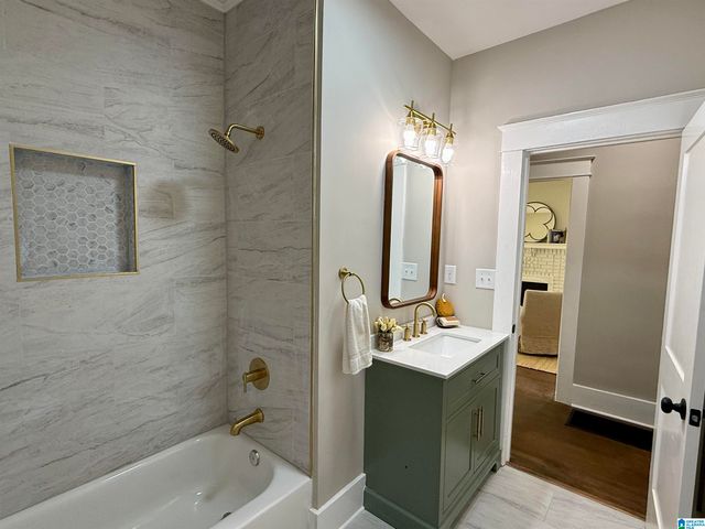 3302 15TH COURT N, Birmingham, AL 35234