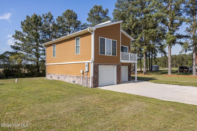 425 Griggs Road, Vandemere, NC 28587