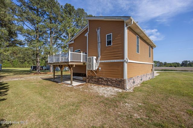 425 Griggs Road, Vandemere, NC 28587