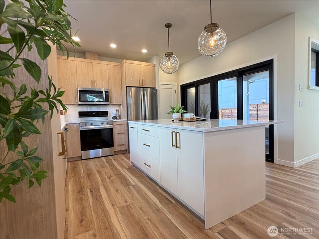 4312 Creston Way, Bellingham, WA 98226