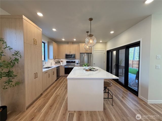 4312 Creston Way, Bellingham, WA 98226