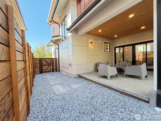 4312 Creston Way, Bellingham, WA 98226