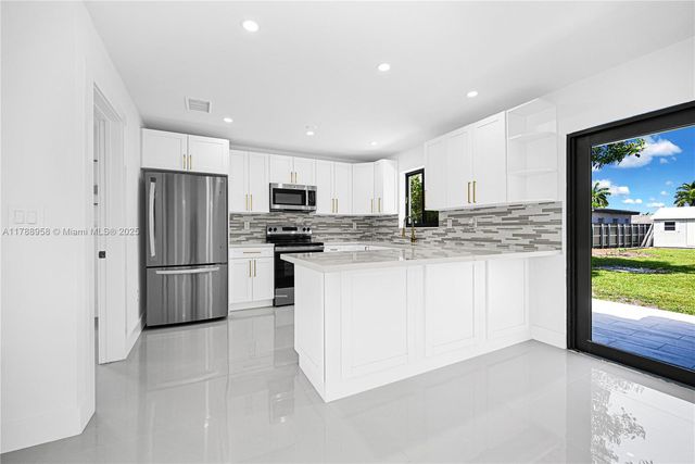 3420 SW 108th Ave, Miami, FL 33165