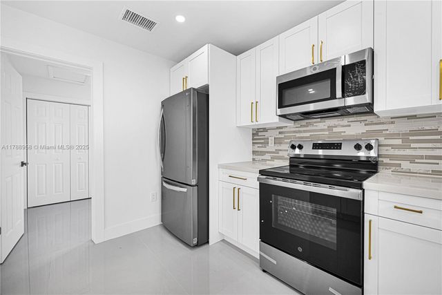 3420 SW 108th Ave, Miami, FL 33165