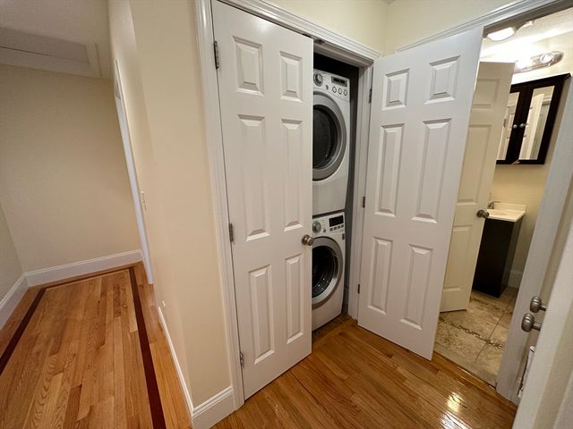 8 Grant St 23, Natick, MA 01760