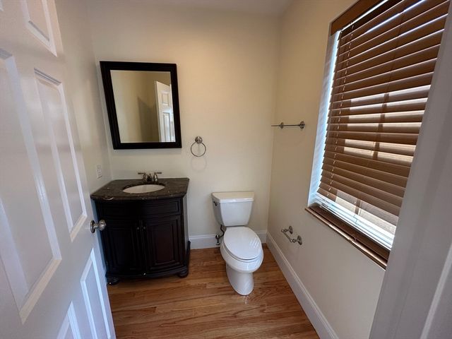 8 Grant St 23, Natick, MA 01760