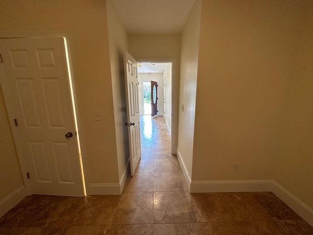 8 Grant St 23, Natick, MA 01760