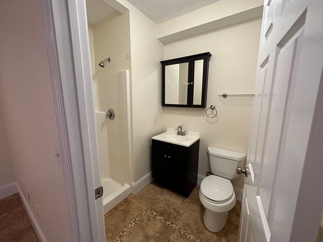 8 Grant St 23, Natick, MA 01760