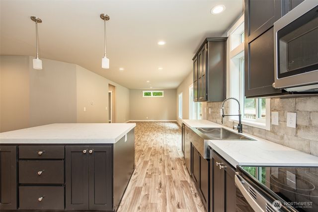 181 Salal Way, Sequim, WA 98382