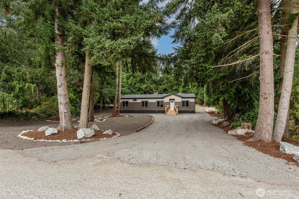 181 Salal Way, Sequim, WA 98382