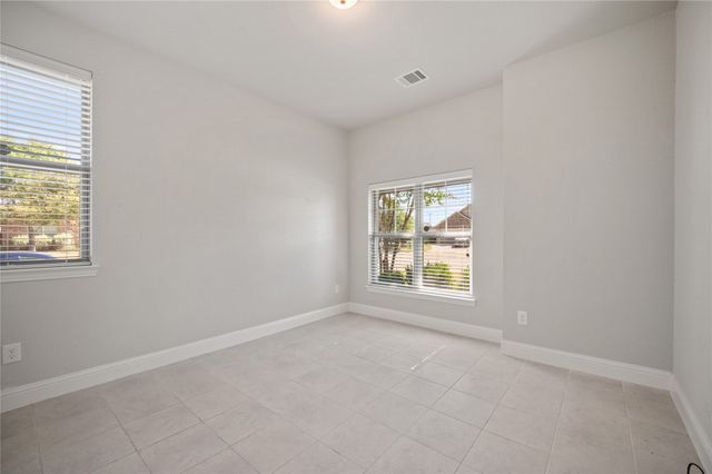 231 Carson Drive, Waxahachie, TX 75167