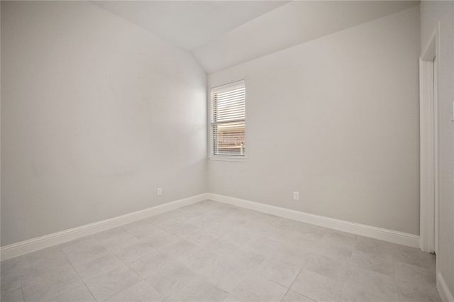 231 Carson Drive, Waxahachie, TX 75167