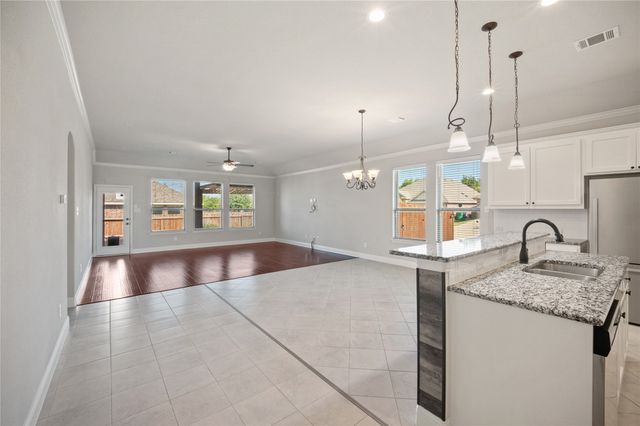 231 Carson Drive, Waxahachie, TX 75167