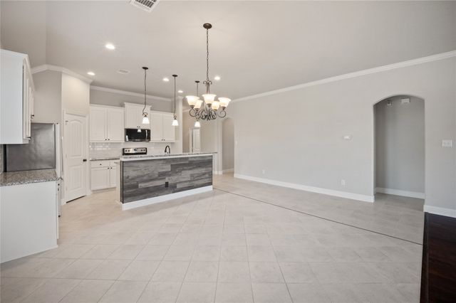 231 Carson Drive, Waxahachie, TX 75167