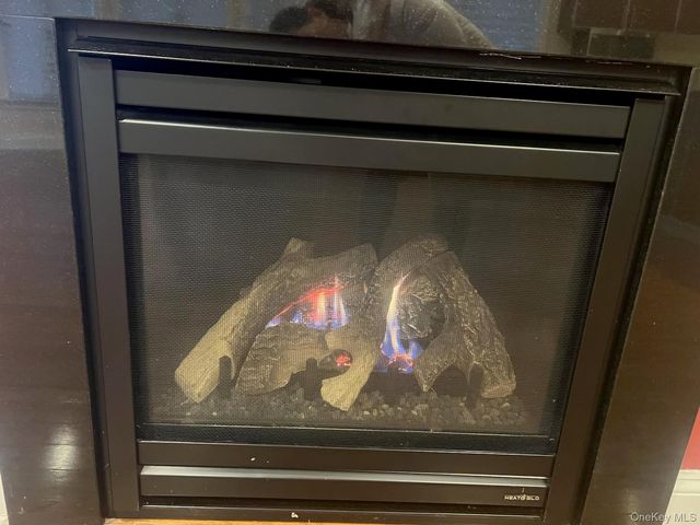 337 Park Crescent, College Point, NY 11356