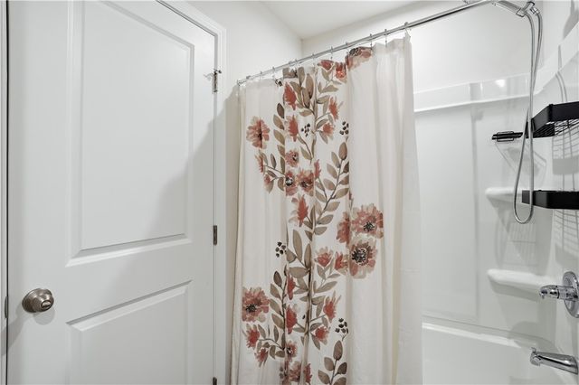 310 Arden Dr, Harmony Boro, PA 16037