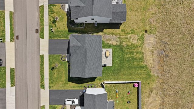 310 Arden Dr, Harmony Boro, PA 16037