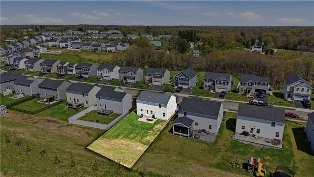 310 Arden Dr, Harmony Boro, PA 16037