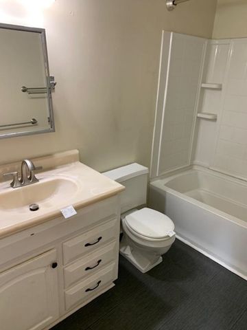 109 Goldenrod Lane, Moore, SC 29369