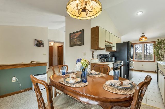 12 Fitzpatrick Circle, Nashua, NH 03063