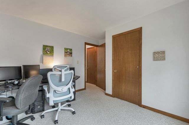 12 Fitzpatrick Circle, Nashua, NH 03063