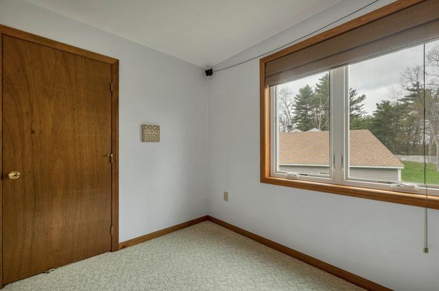 12 Fitzpatrick Circle, Nashua, NH 03063