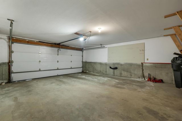 12 Fitzpatrick Circle, Nashua, NH 03063