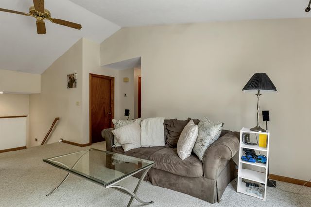 12 Fitzpatrick Circle, Nashua, NH 03063